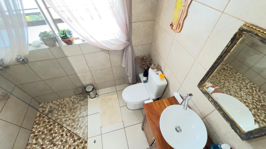 3 Bedroom Property for Sale in Ngwenya River Estate North West